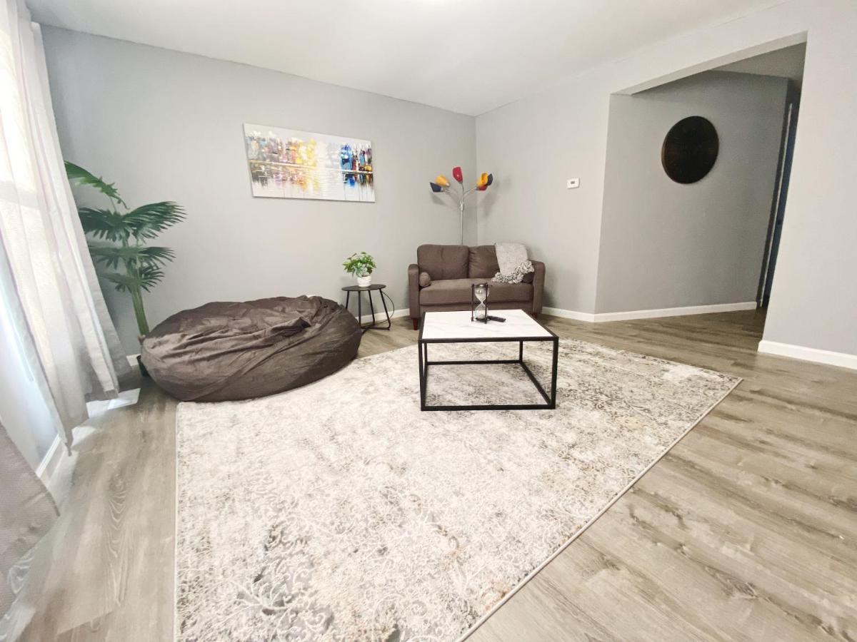 Apartment Emalux Near Downtown,bus,train,hospitals,united-center,fulton Market Chicago