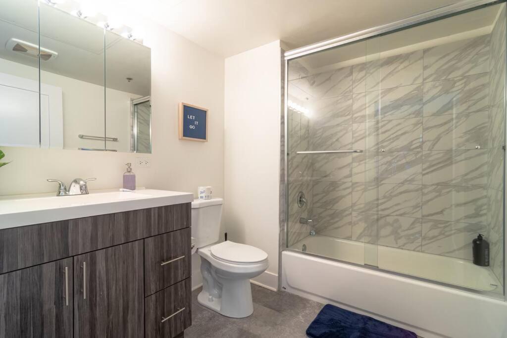 Apartment Mccormick Place Downtown: Luxurious 3br/2ba For 10
