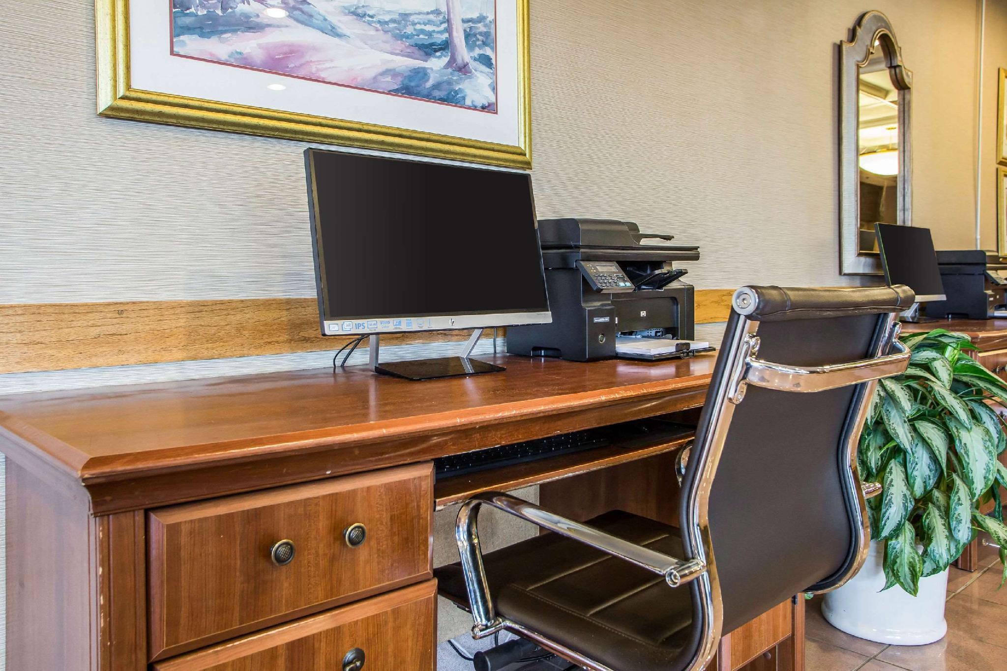 Hotel Holiday Midway Airport S By Ihg 3*