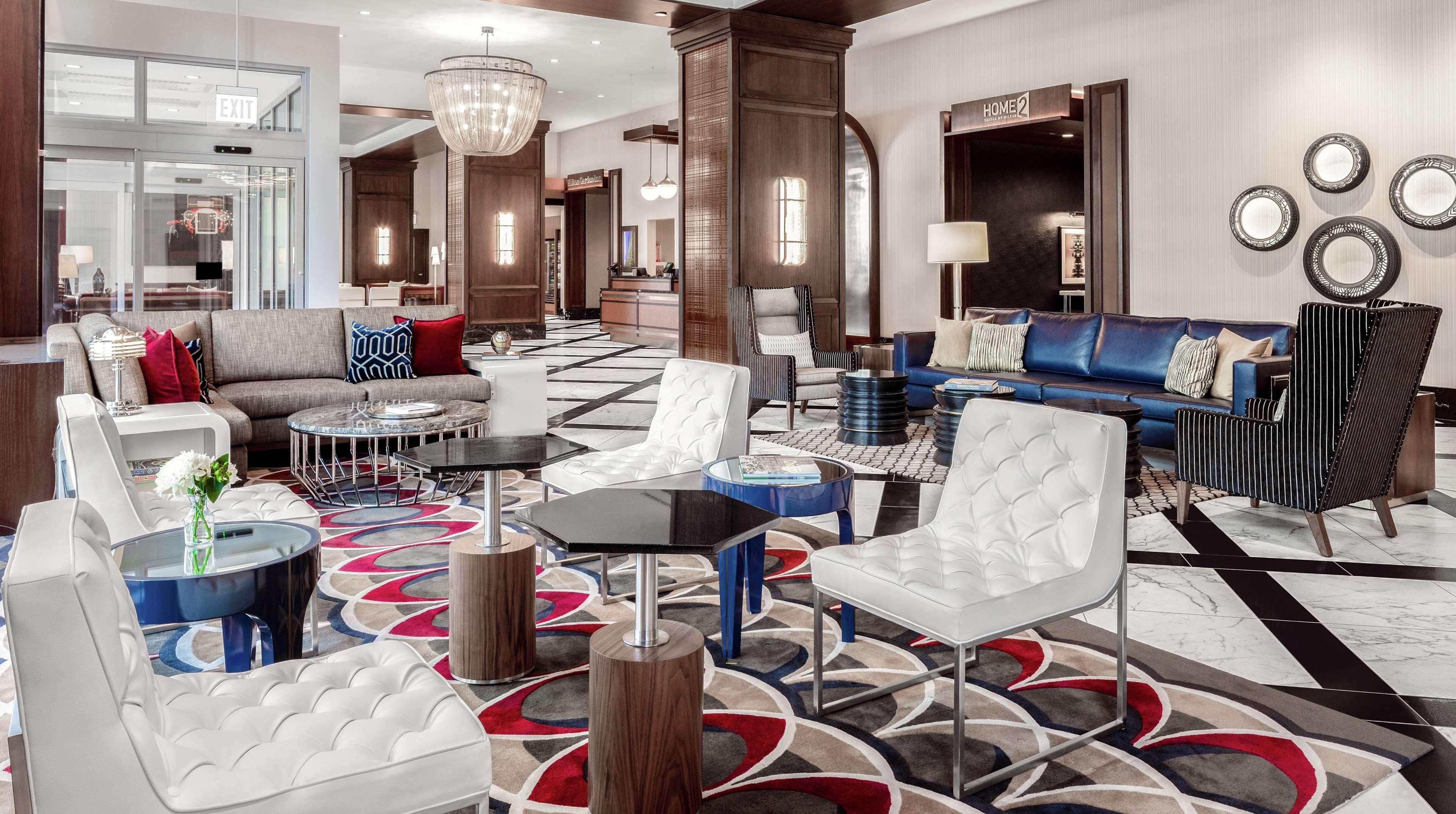 Home2 By Hilton Mccormick Place Hotel