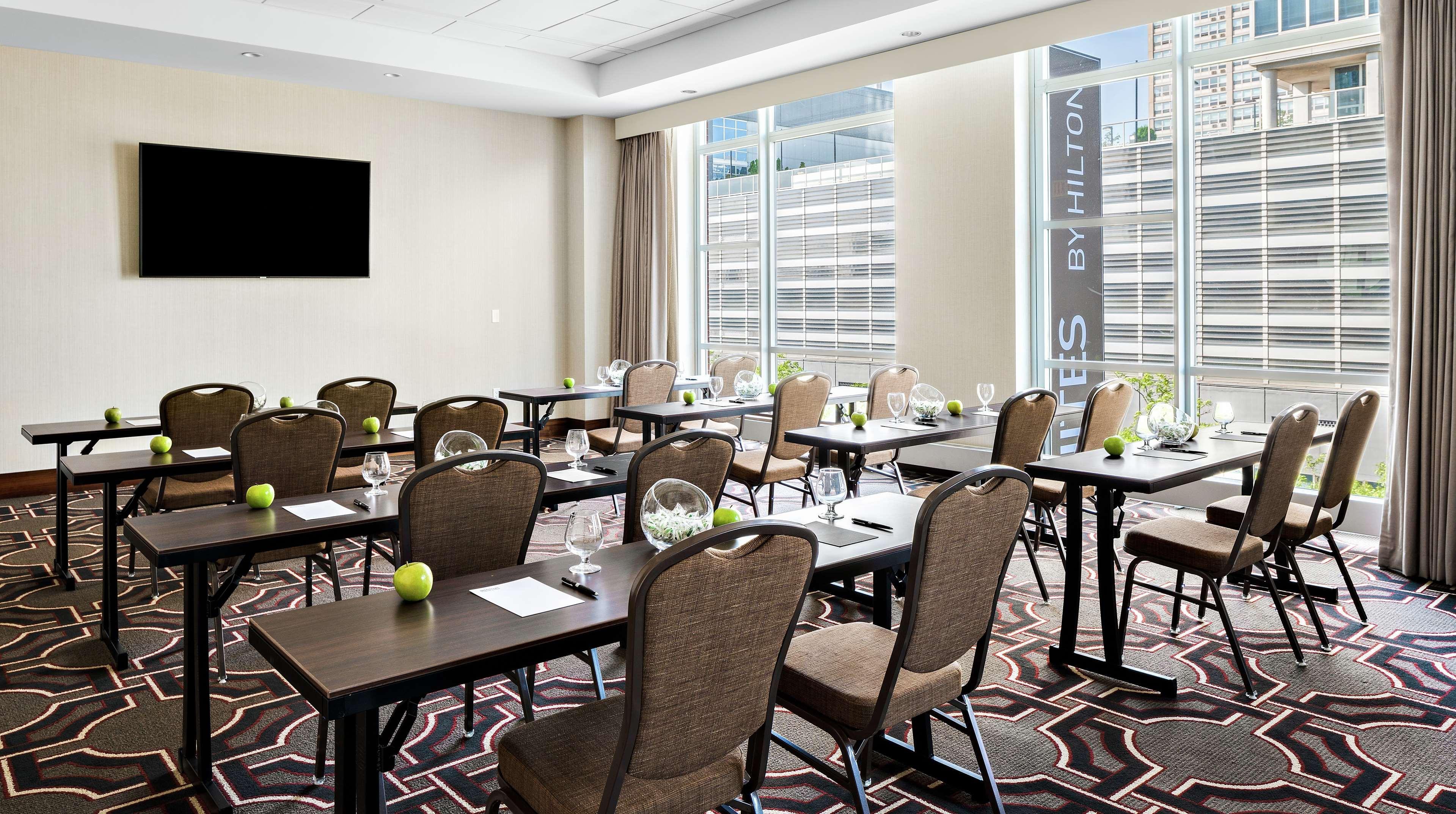 Home2 By Hilton Mccormick Place Chicago