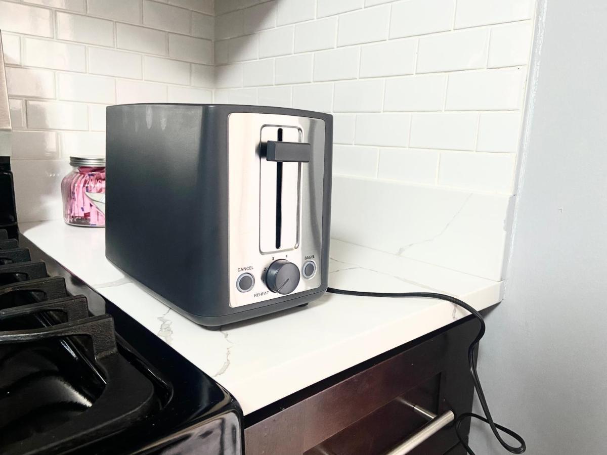 Apartment Emalux Near Downtown,bus,train,hospitals,united-center,fulton Market Chicago