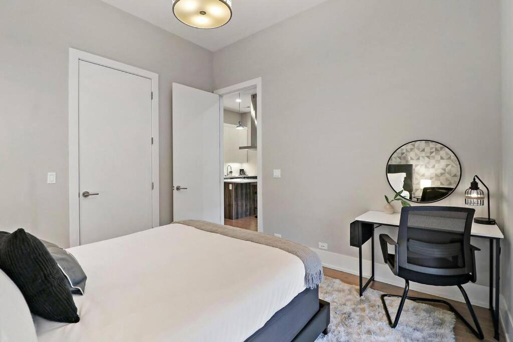 1-bedroom Minimalist Apt With Laundry - Crosby 204 *