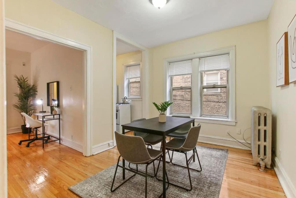 Cozy 1br In Rogers Park - Touhy 2w Apartment *