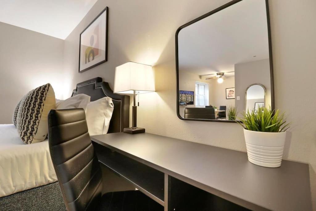 Fully Furnished Studio Apt In Lakeview - Oakdale 206 Apartment Chicago