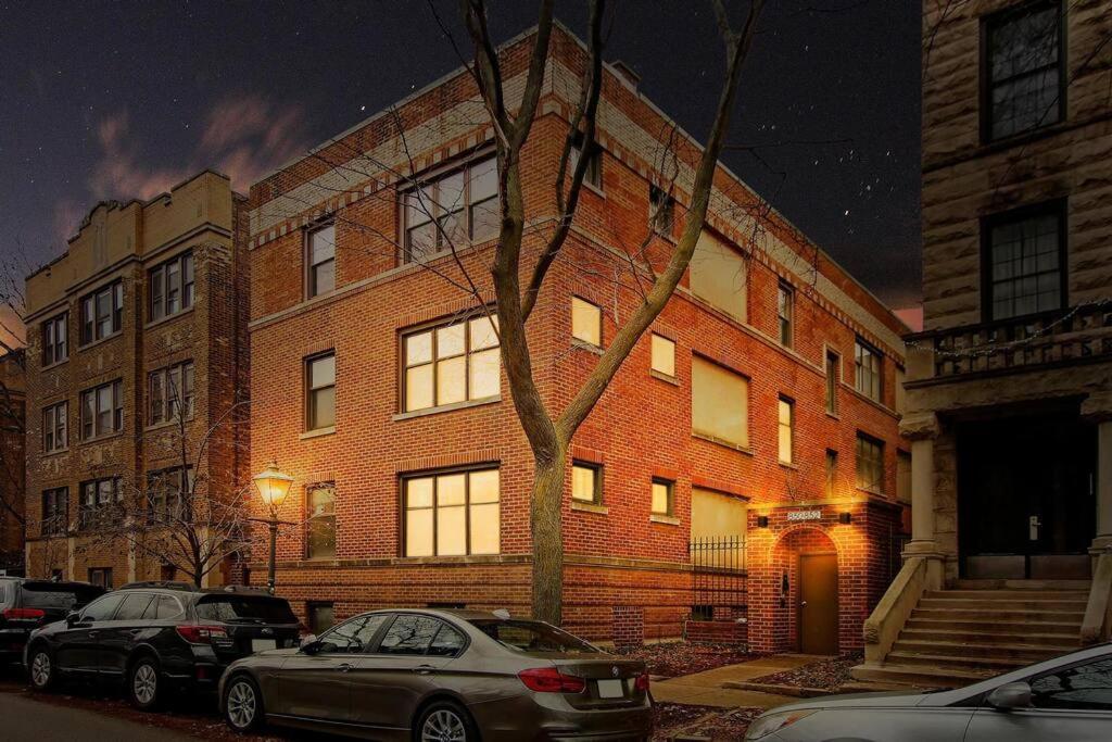 Charming 2br Apt In The Heart Of - Barry Gb Apartment Chicago