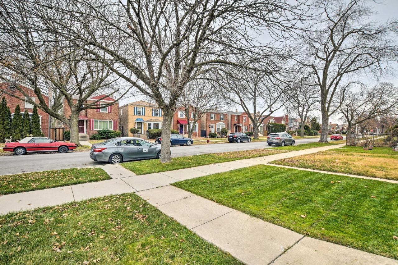With Spacious Yard 14 Mi To Dtwn Holiday home