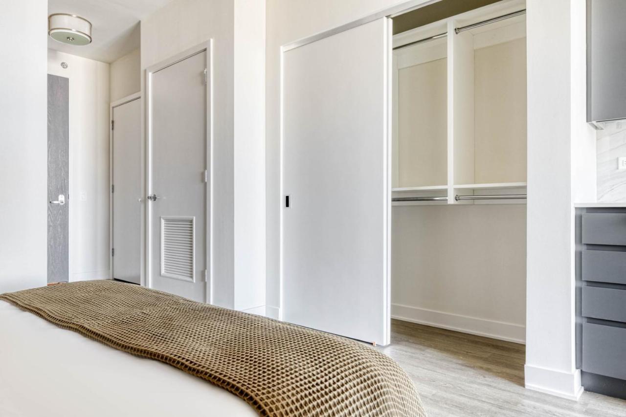 Apartment River W W Gym Bbq Nr Blue Line Chi-676