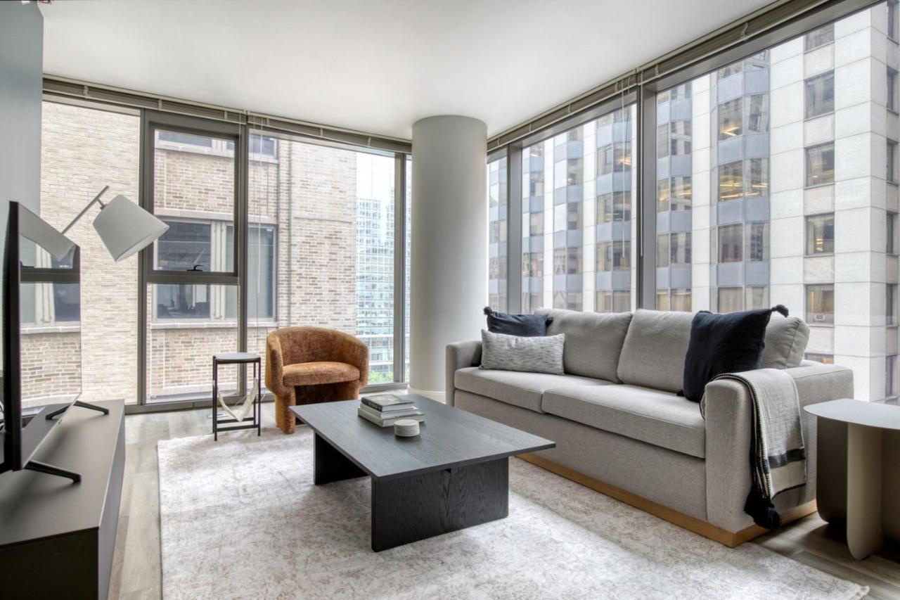 Loop 1br W Gym Pool Lounge 1 Block From L Chi-696 Apartment