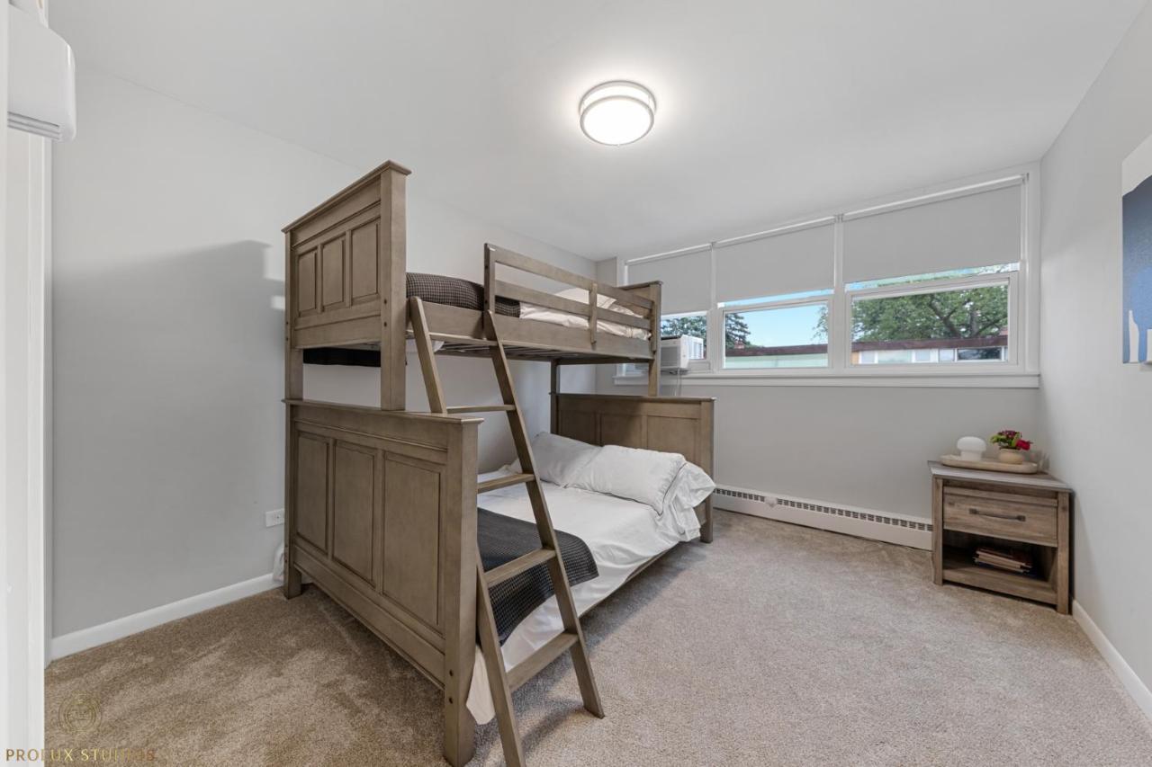 Holiday home Northside Famlynest Lincoln Sq 4br 2ba 2p Rare Find