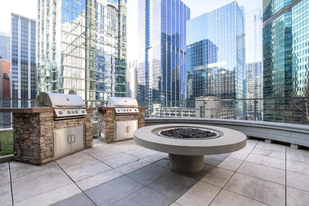 Loop W Pool Gym Nr Theatre District Chi-272 Apartment *