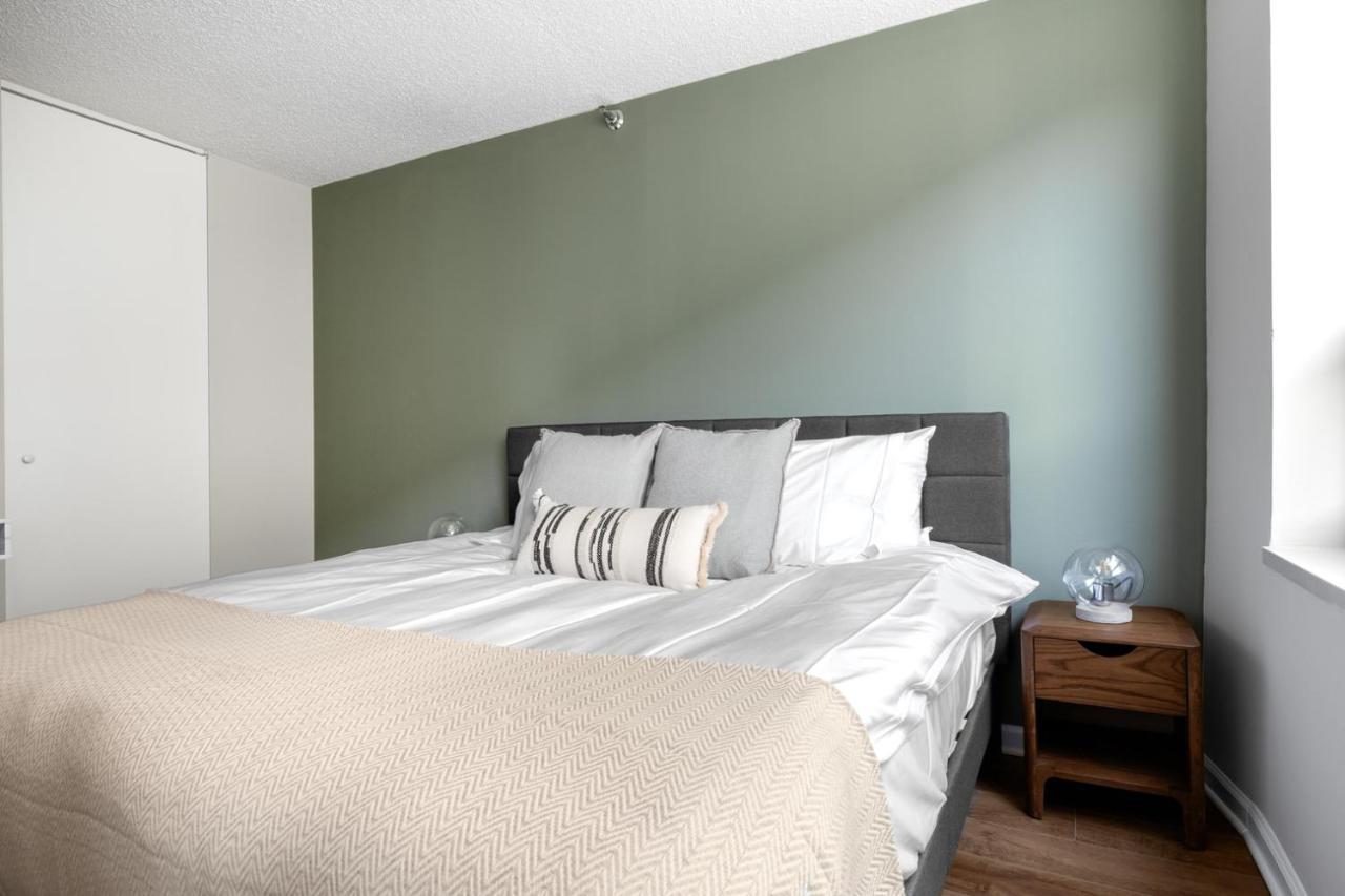 Apartment River N 1br W Gym Pool Nr Oak St Chi-270
