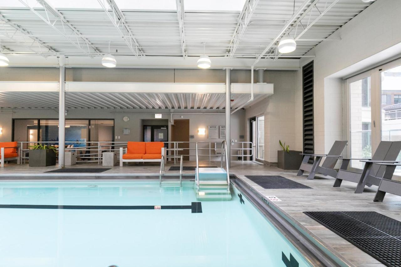 Streeterville 2br W Deck Gym Nr Park Chi-589 Apartment Chicago