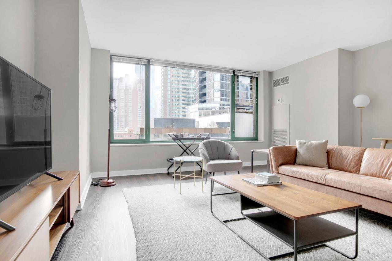 Apartment Streeterville 2br W Deck Gym Nr Park Chi-589