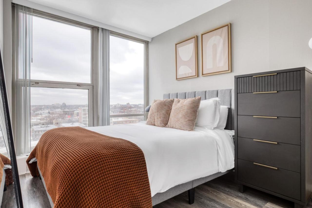 Apartment Edgewater 1br W Gym Deck Lounge Nr L Chi-918 Chicago