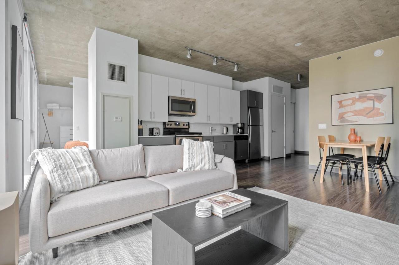 Apartment Loop W Lounge Roof Nr Riverwalk Chi-792