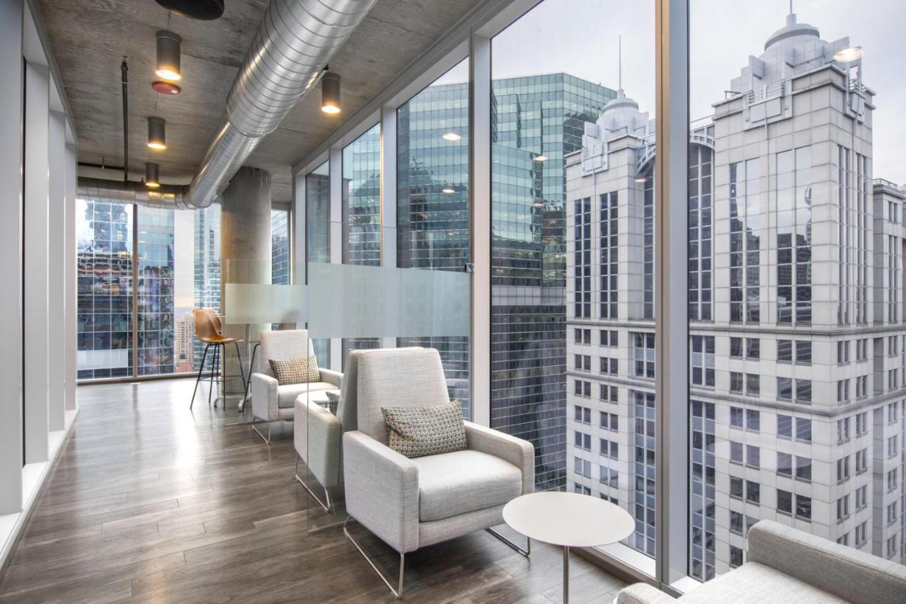 Loop W Lounge Roof Nr Riverwalk Chi-792 Chicago