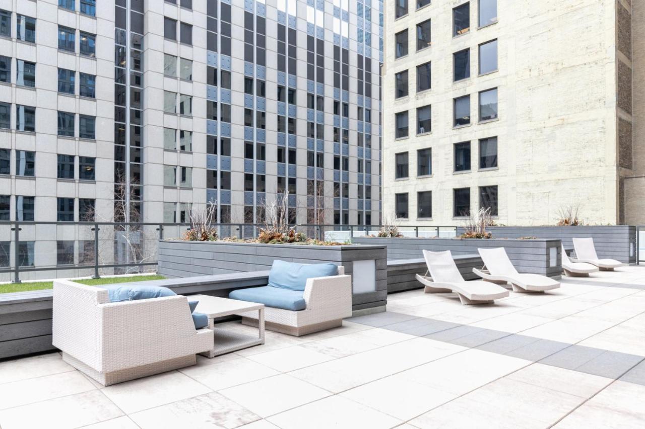 Apartment Loop 1br W Gym Pool Lounge 1 Block From L Chi-699 Chicago