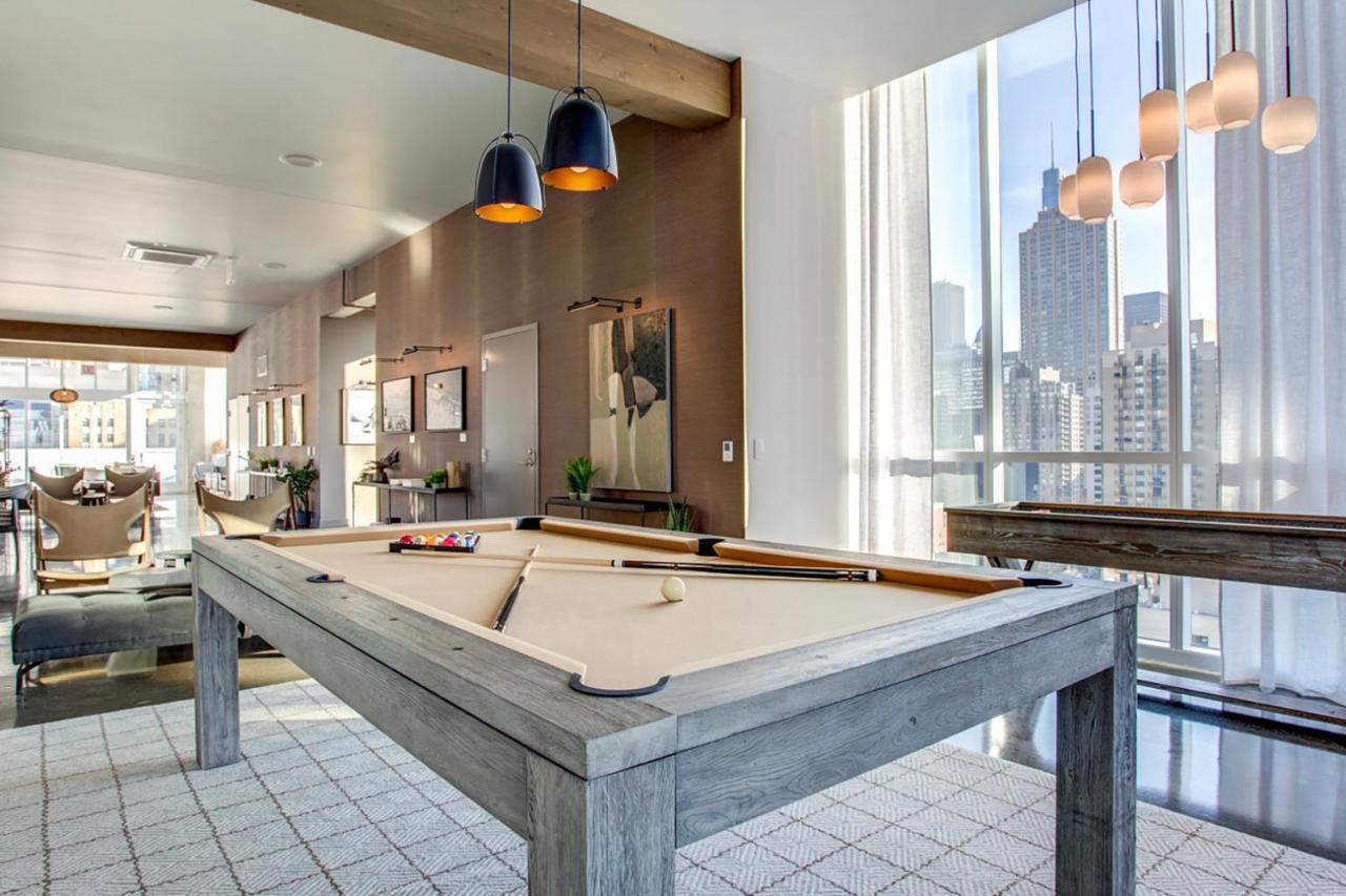 River North 1br W Gym Coffee Shop Nr L Chi-954 Apartment