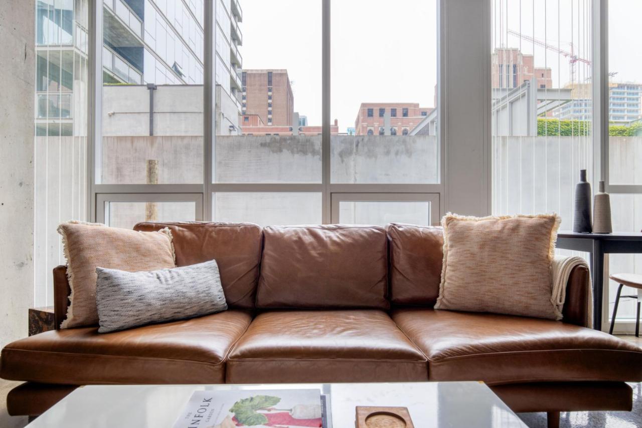 River North 1br W Gym Coffee Shop Nr L Chi-954 Apartment