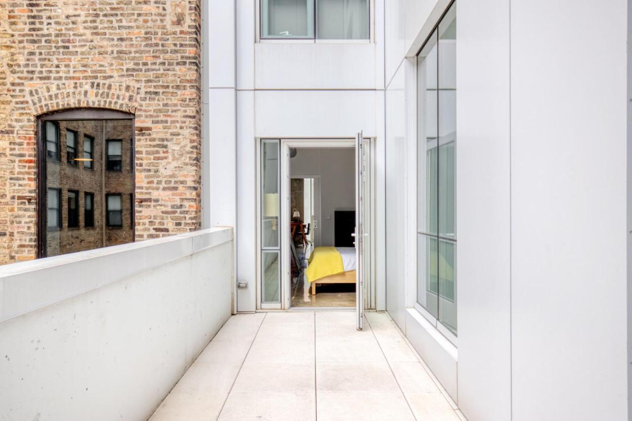River North 1br W Gym Coffee Shop Nr L Chi-954 Apartment *