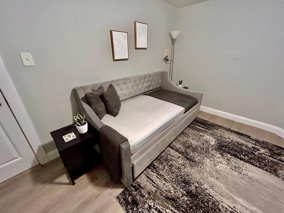 Apartment 2br Modern Near Uchicago &