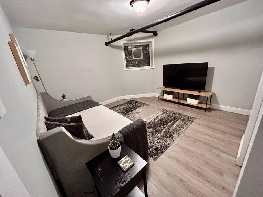 2br Modern Near Uchicago & * Chicago