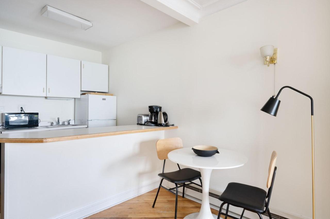 Gold Coast W Doorman Gym 2 Blocks To L Chi-916 Apartment *
