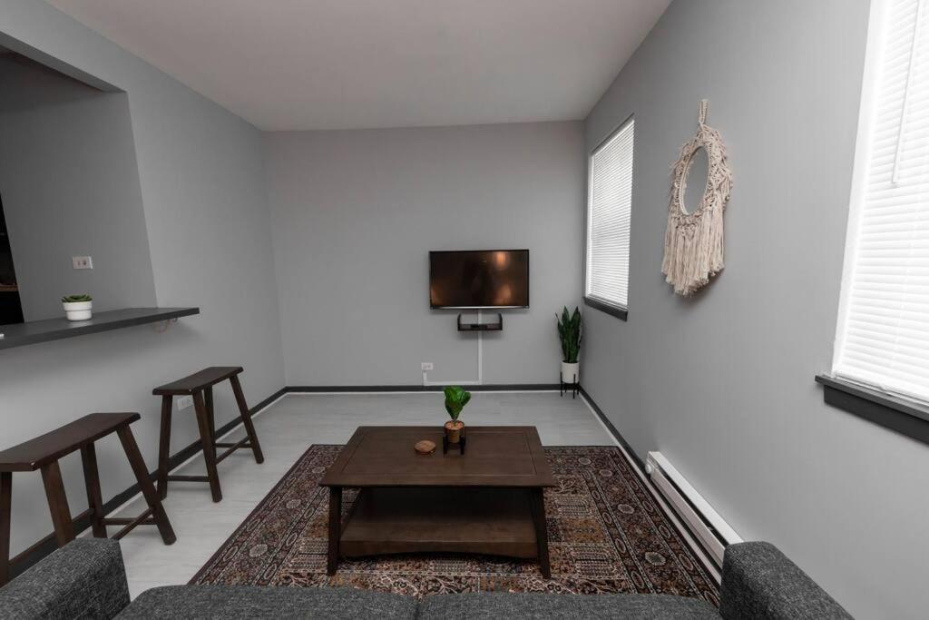 Apartment Discover North Side From Modern *