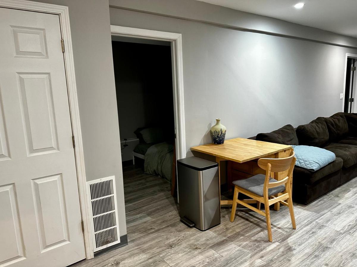 Apartment Cozy & Spacious In Irving Park