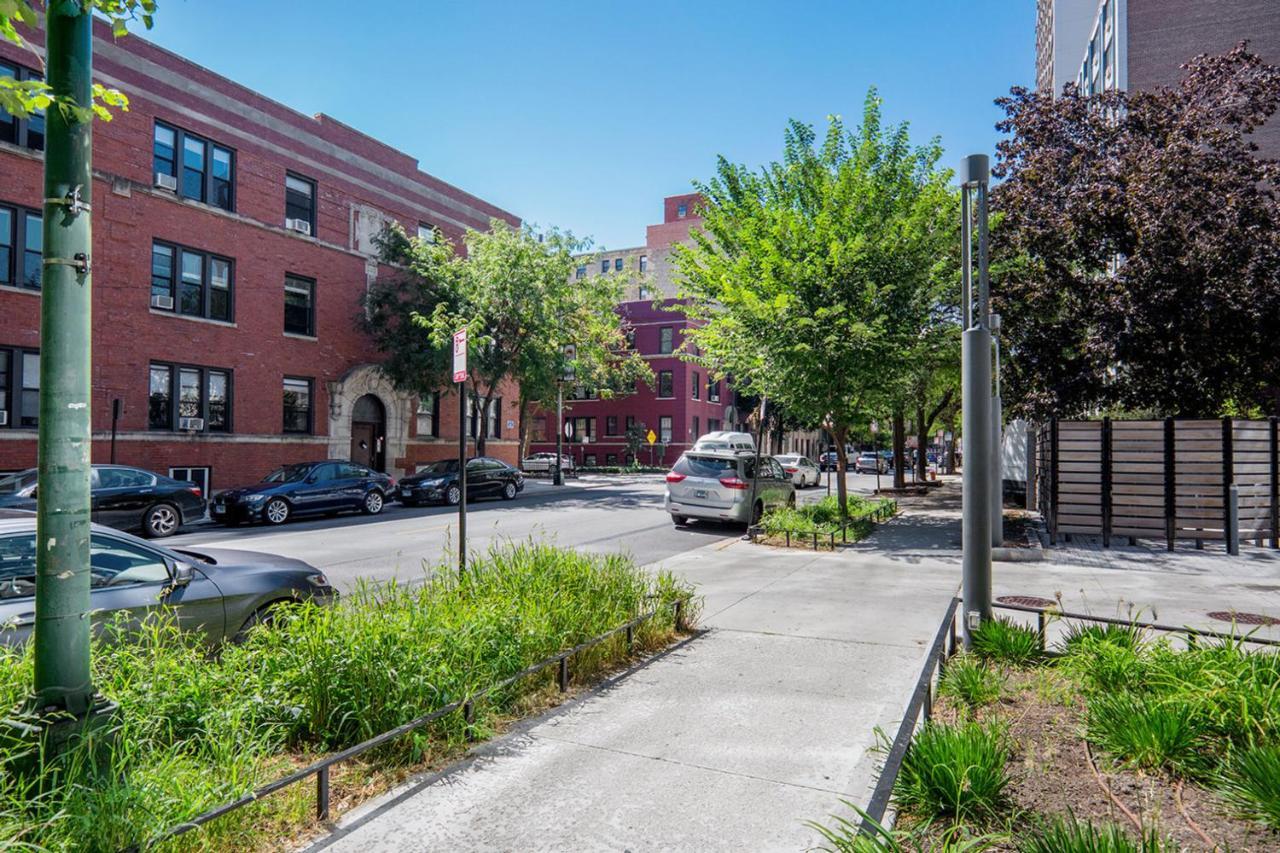 Lakeview 2br W Gym Grills Nr Lakefront Trail Chi-985