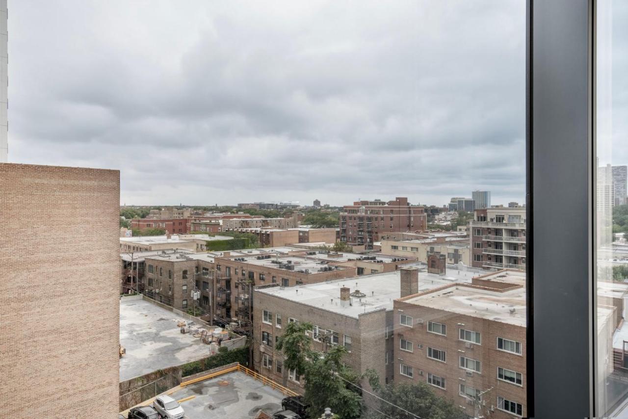Lakeview 2br W Gym Grills Nr Lakefront Trail Chi-985 Chicago