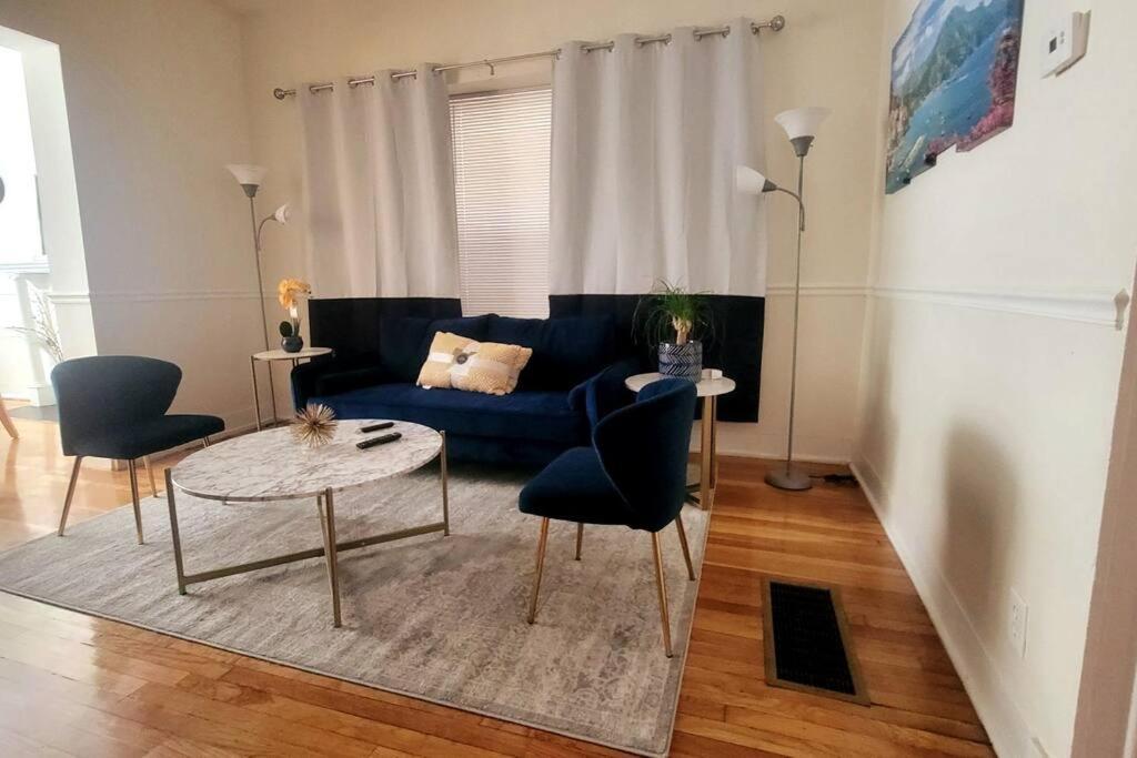 Chateau De Woodlawn - Peaceful 3 Bedroom Apartment.