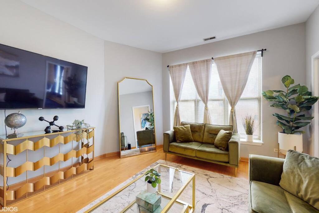 Apartment The Cozy Quarters - Sleeps 10 *