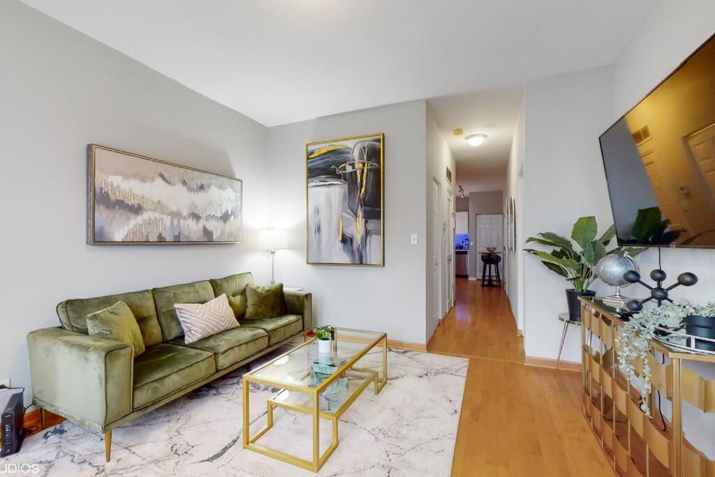 Apartment The Cozy Quarters - Sleeps 10 Chicago