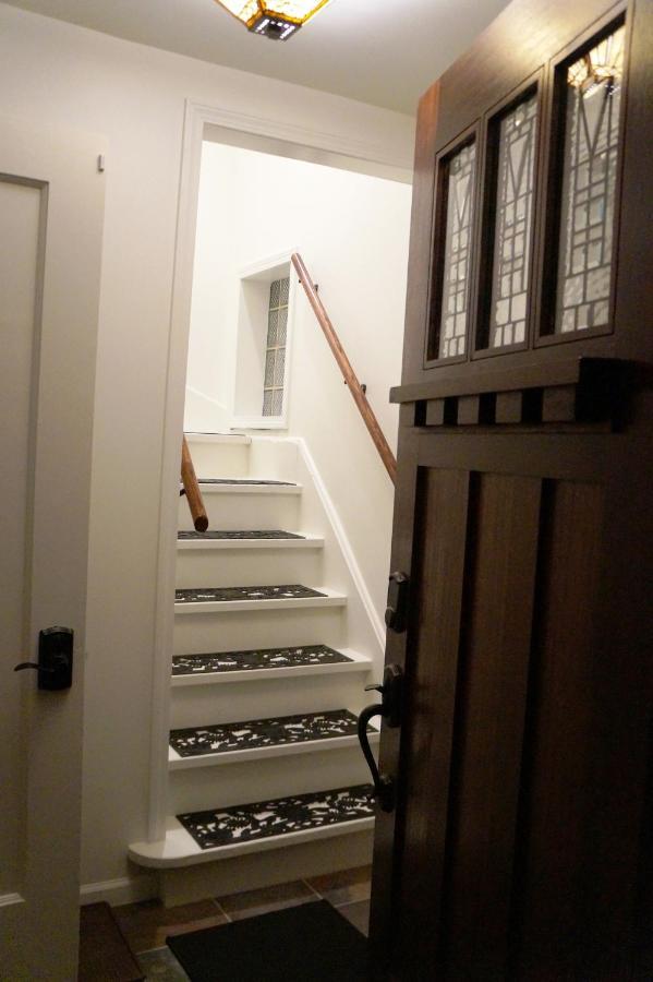 Apartment Well-appointed Cozy Portage Park Apt, Dogs, Kids, Free Parking, 420 Compliant Chicago