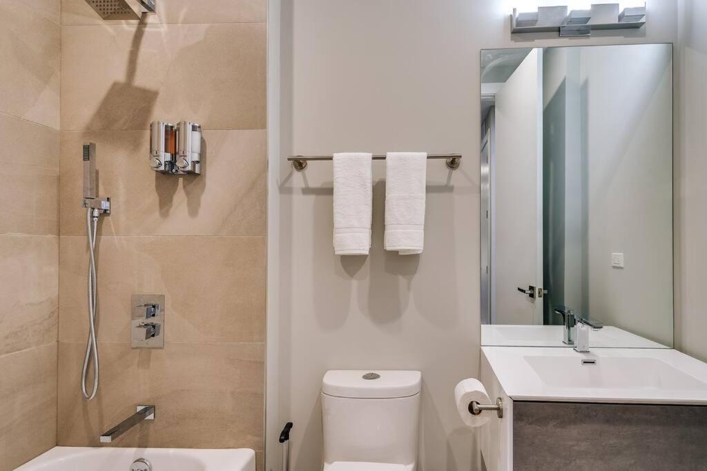Breathtaking Downtown Penthouse B - Sleeps 11