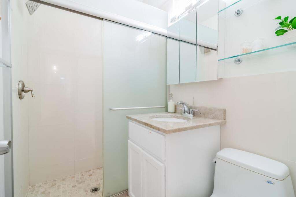 4bedroom Gold Coast Duplex With Jacuzzi In The Bedroom And Optional Valet Parking Apartment Chicago
