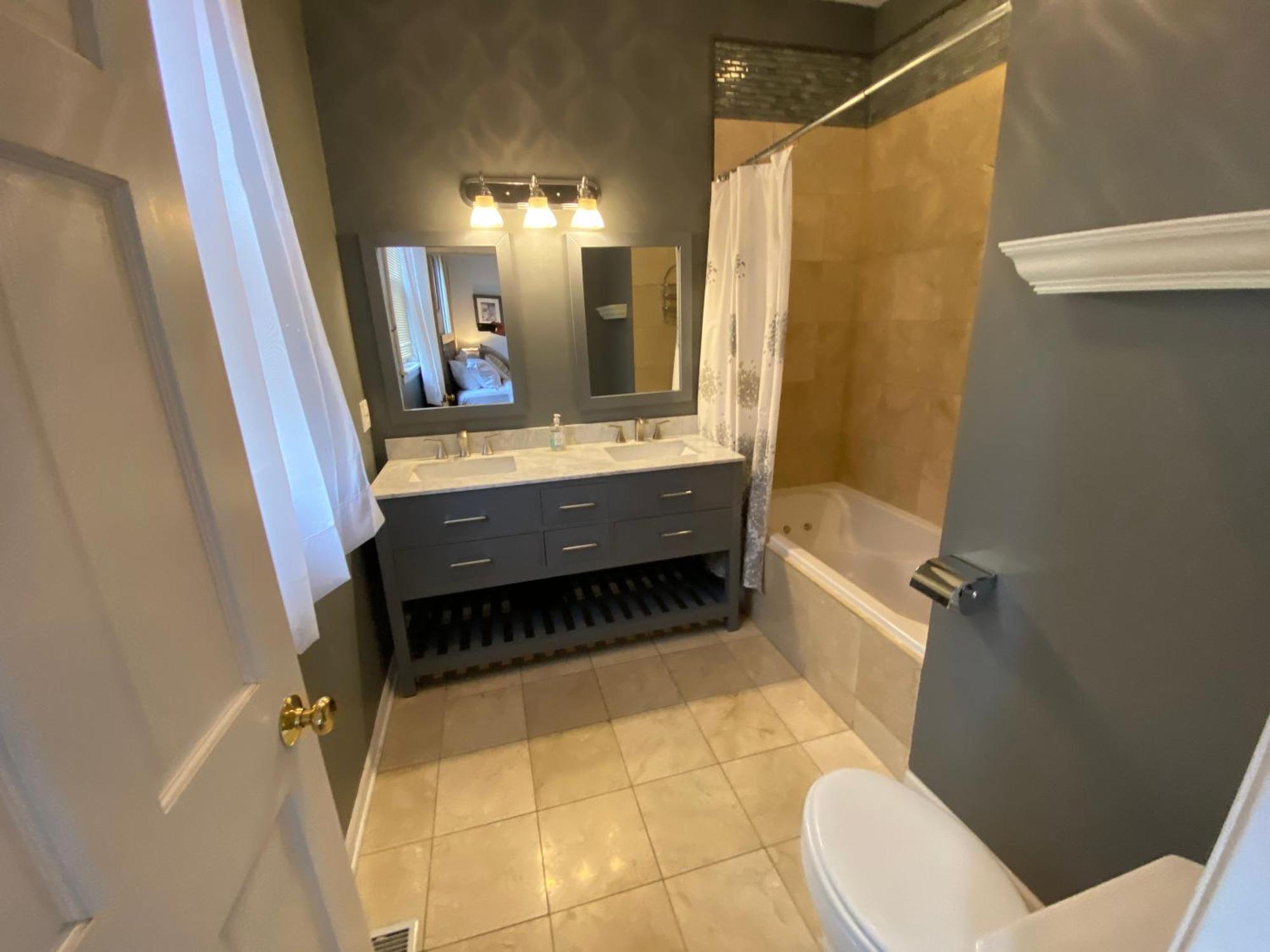 Hidden East Village Gem Holiday home Chicago