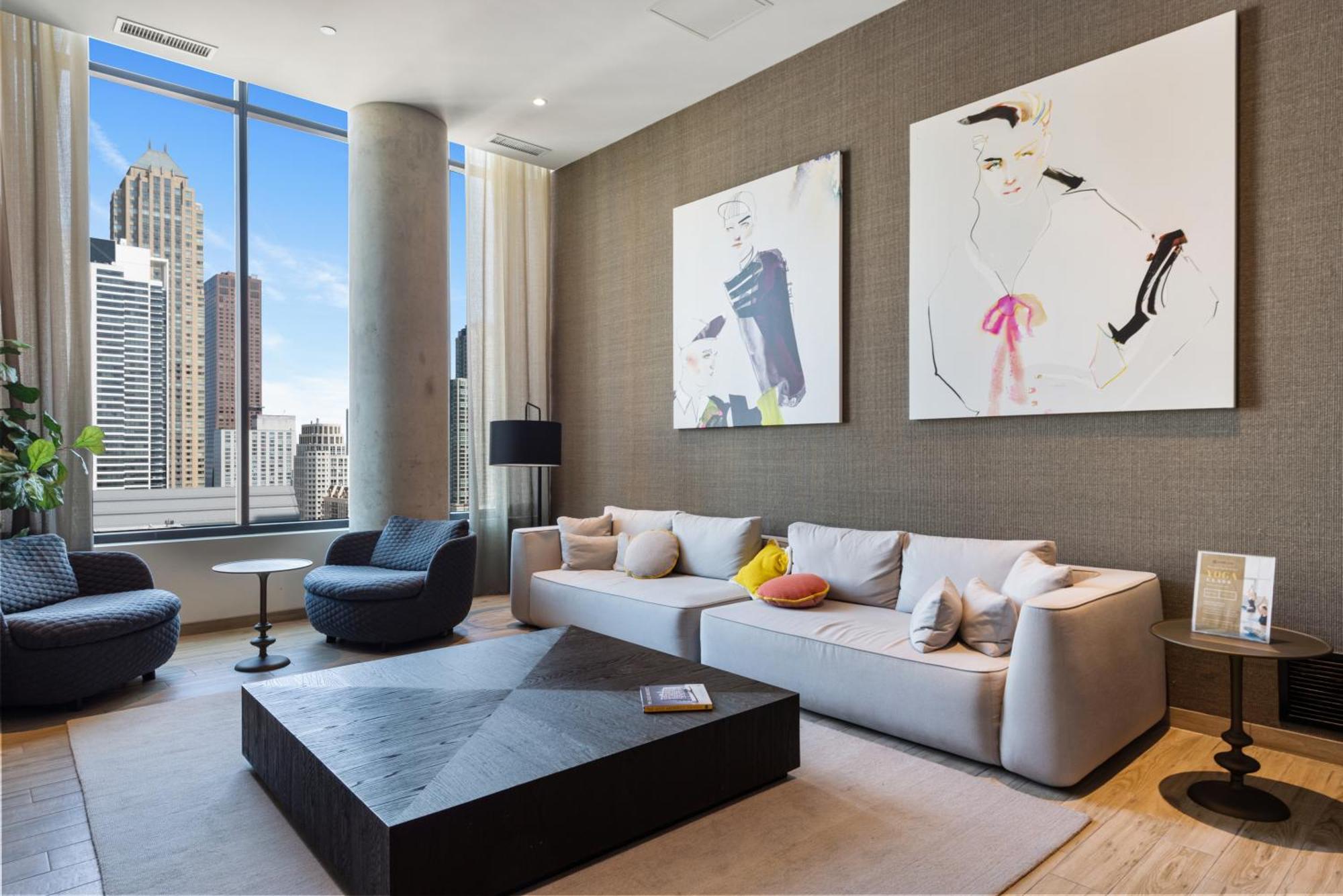 Aurelien Spacious In The Heart Of Gold Coast * Chicago