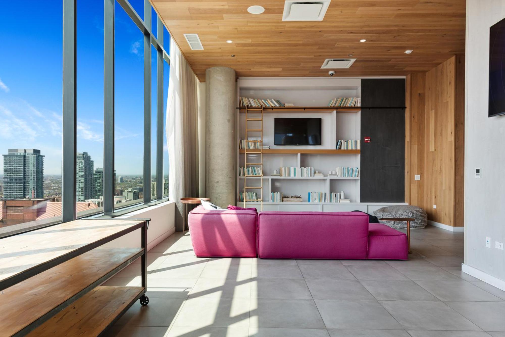 Apartment Aurelien Spacious In The Heart Of Gold Coast