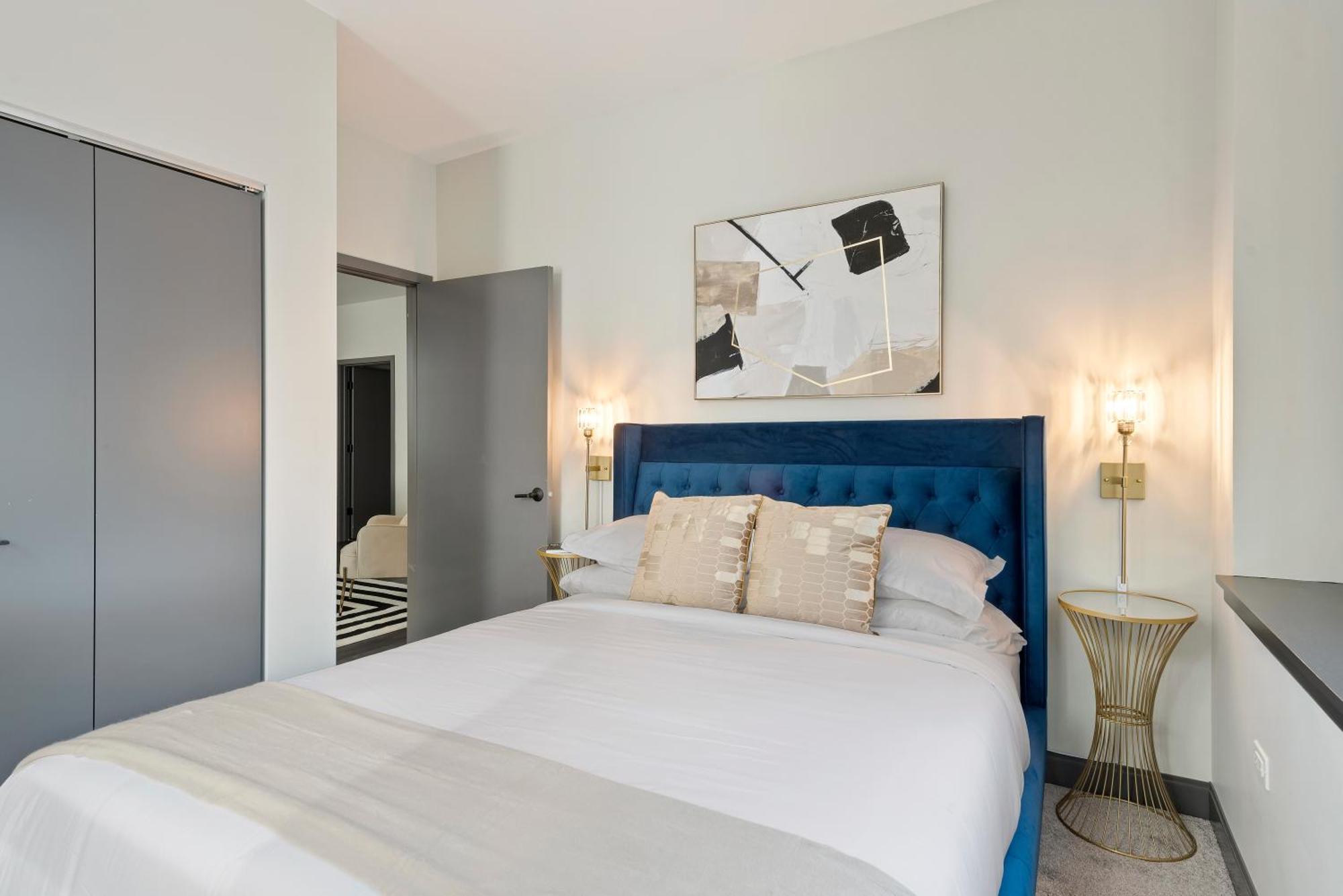 Apartment Experience Downtown At Millennium - Luxury In The Loop Chicago