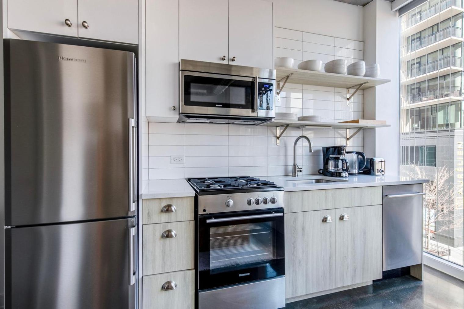 River North 1br W Lounge Gym Nr Shops Chi-1015 *