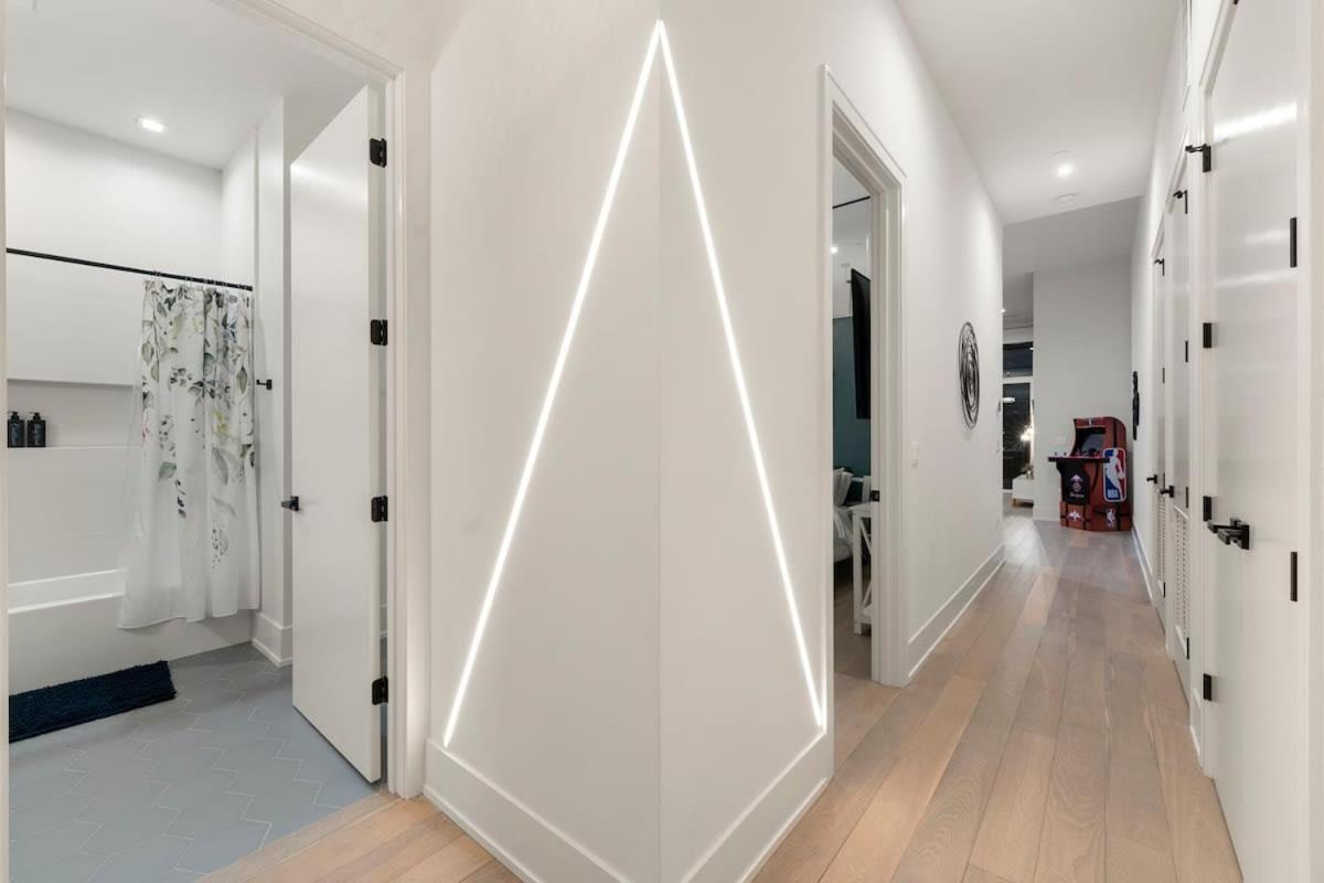 Chic River North 2br 2ba With Private Balcony * Chicago