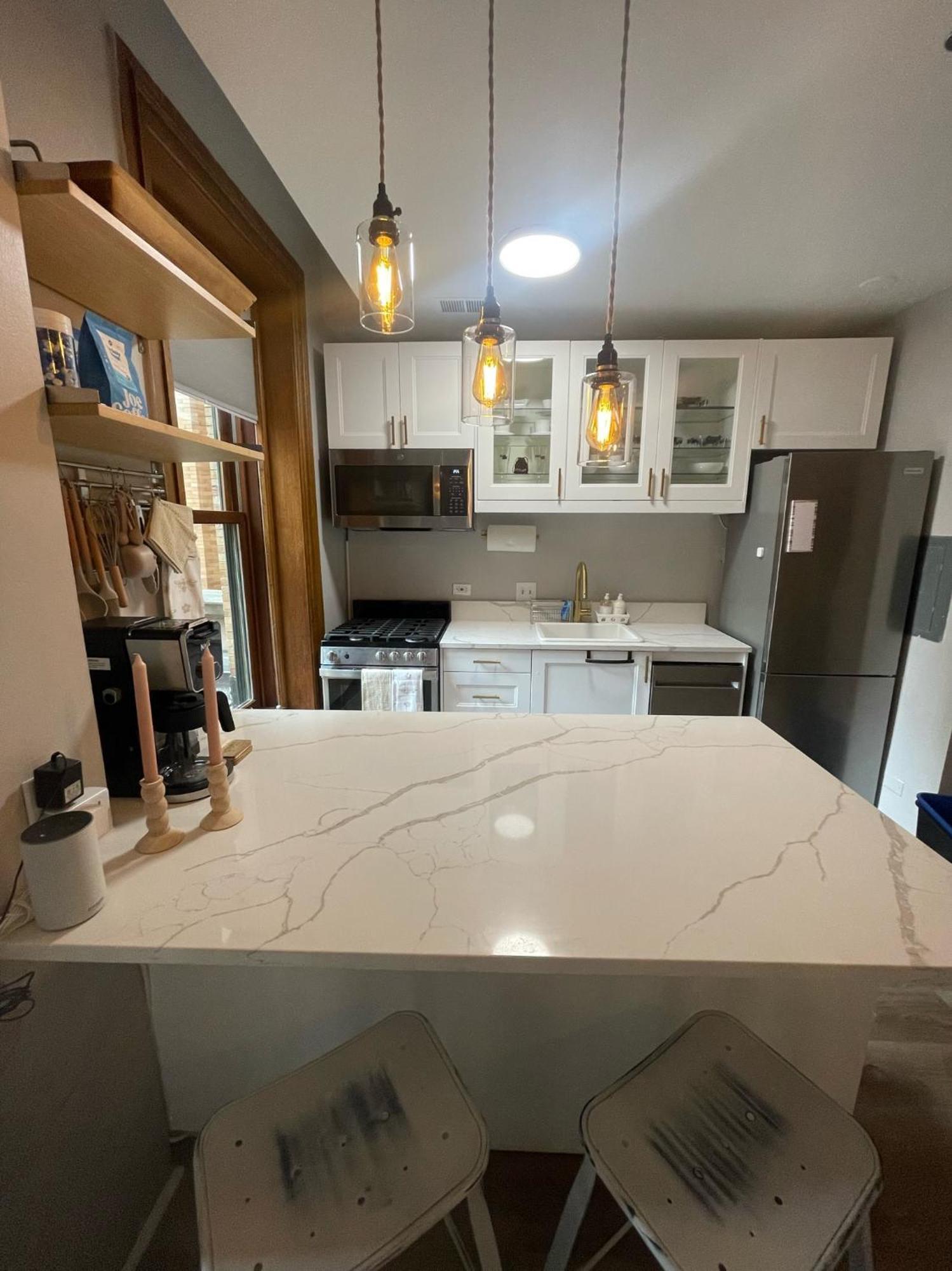 Apartment Boho Chic Studio: Lakeview, *