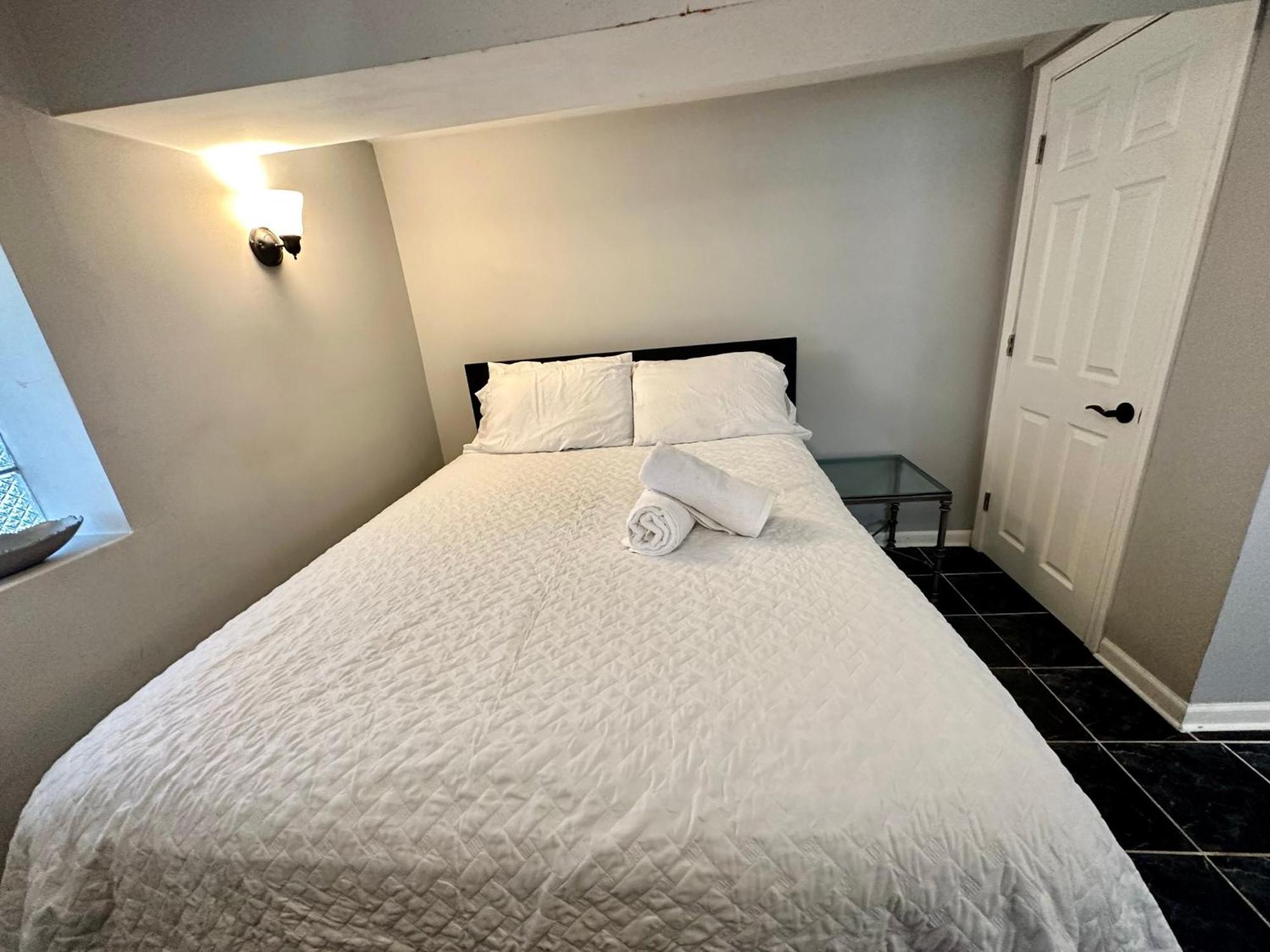 Homestay Close To Downtown - Free Parking Chicago
