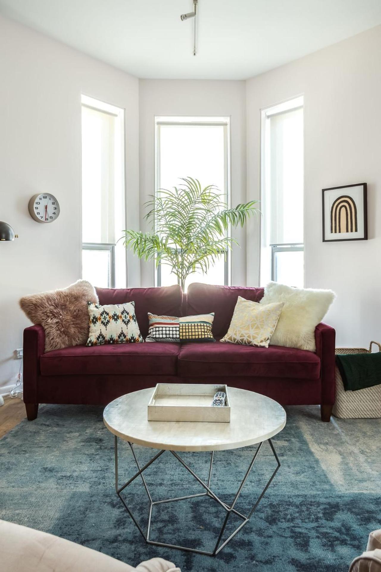 Beautifully Remodeled Second Floor Flat In River North - 2n Chicago