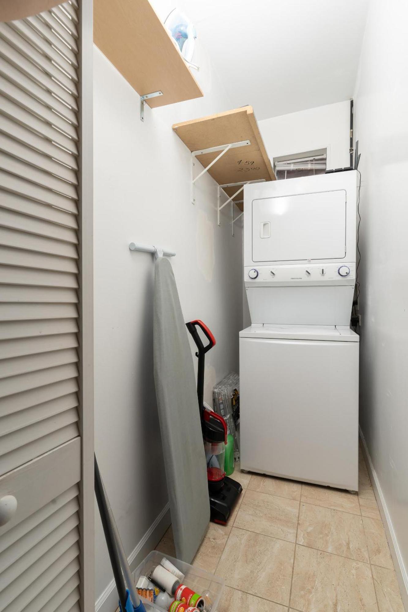 Flexhome Ukrainian Village 2br D1