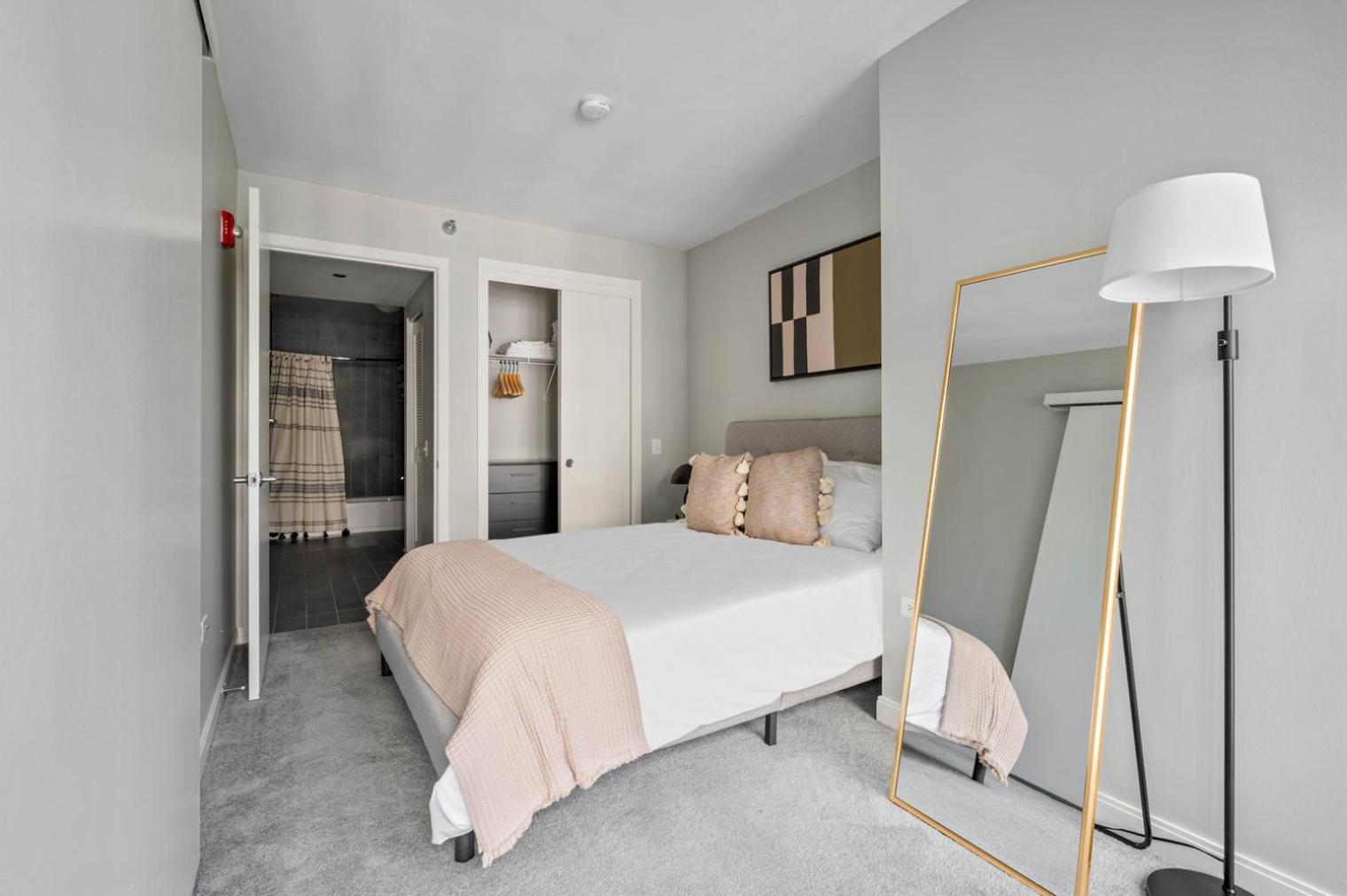 Loop 1br W Gym Pool Lounge 1 Block From L Chi-695 Apartment Chicago