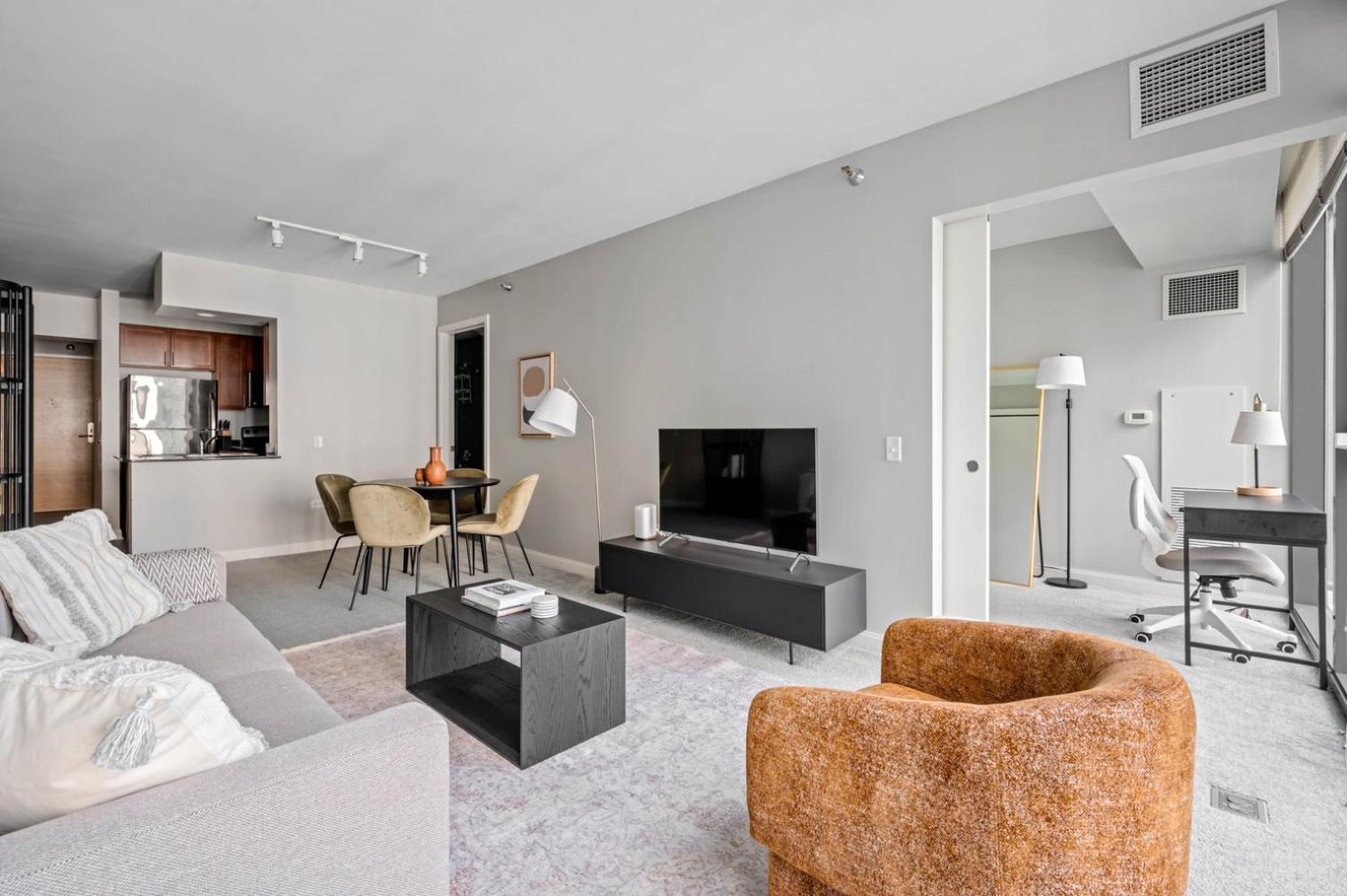 Apartment Loop 1br W Gym Pool Lounge 1 Block From L Chi-695 *